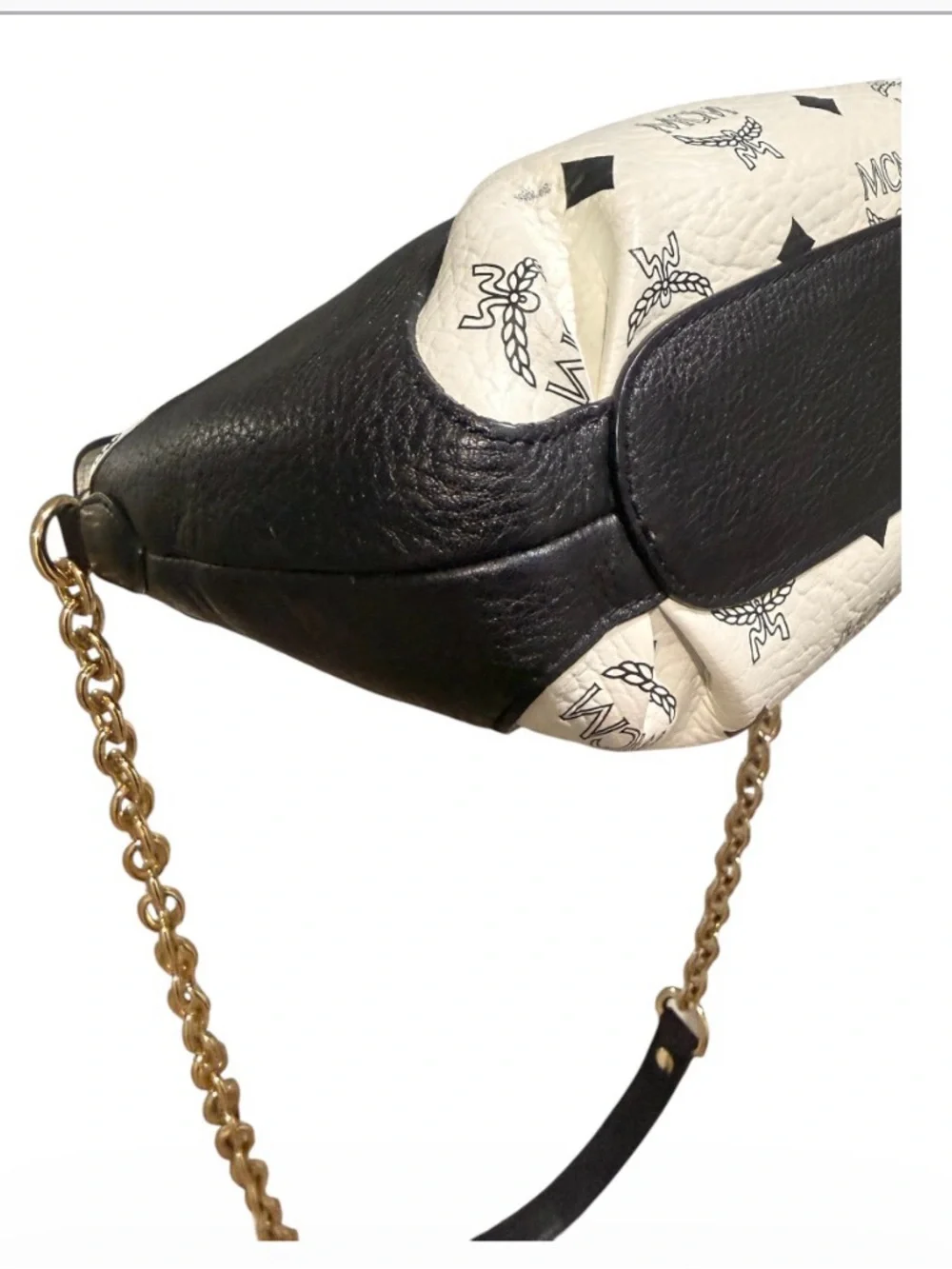 MCM Black and White Logo Leather Shoulder Bag with Gold Chain-Preowned